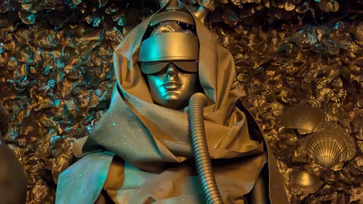 "Ship Vanishing into a Golden Sea" by Ryo Toyofuku (Setouchi Triennale 2025)